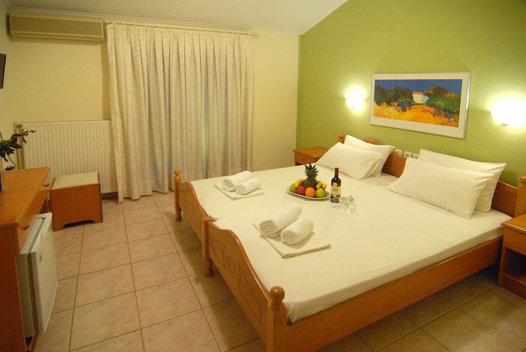 Apollon Hotel Paralía Værelse billede